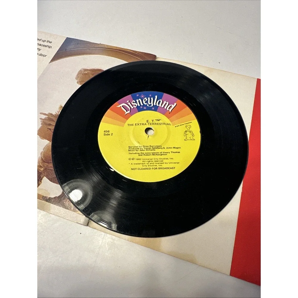 ET The Extra Terrestrial As Told By Gertie Book & 45 Record Vintage - Picture 7 of 8